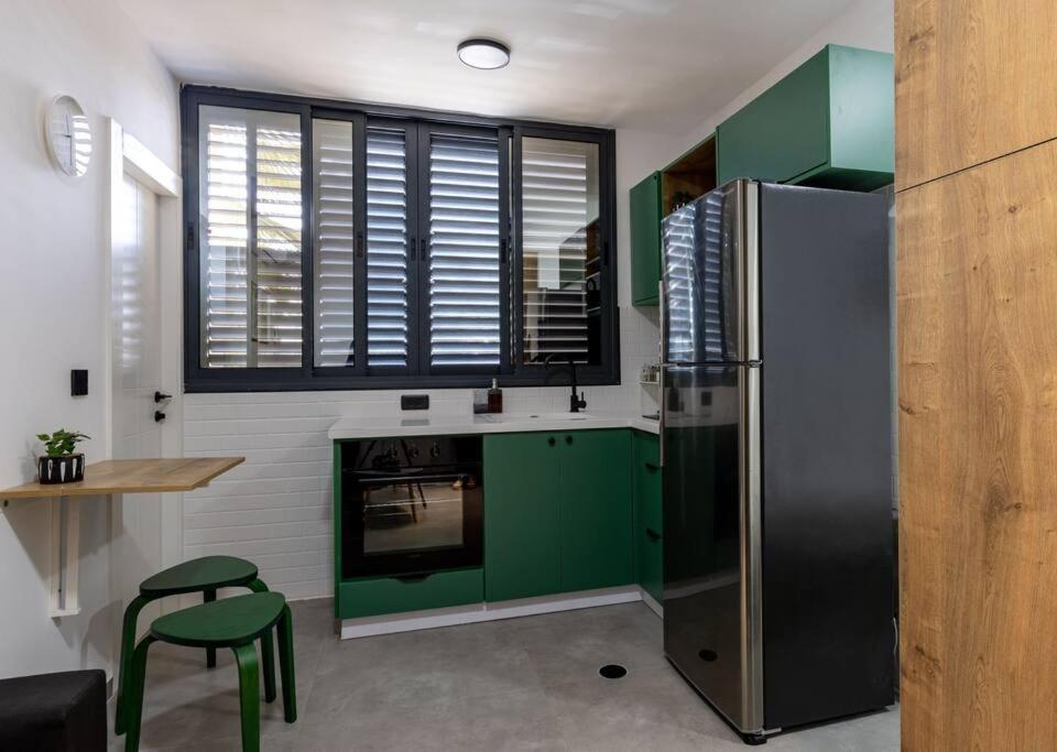 Unique Central Old Town Studio Apartment Beersheba Exterior foto
